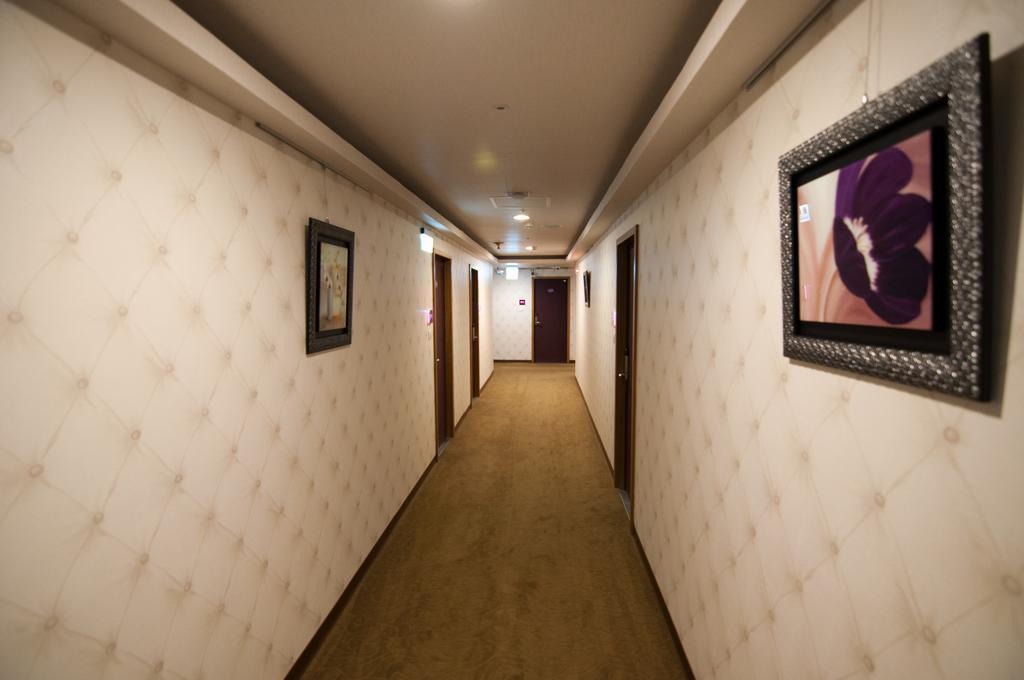 泊居旅店 Oursinn Hotel Ταϊπέι Εξωτερικό φωτογραφία