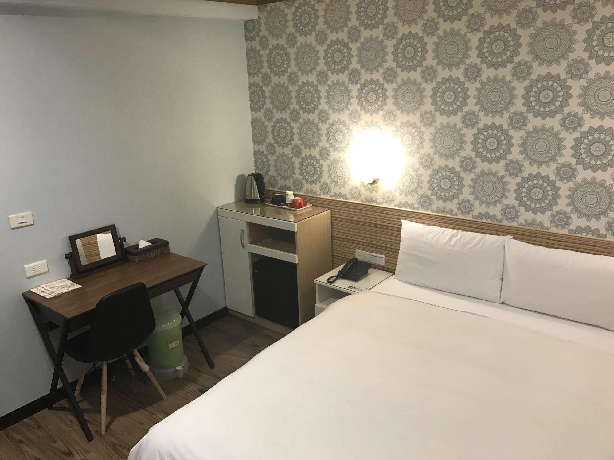 泊居旅店 Oursinn Hotel Ταϊπέι Εξωτερικό φωτογραφία