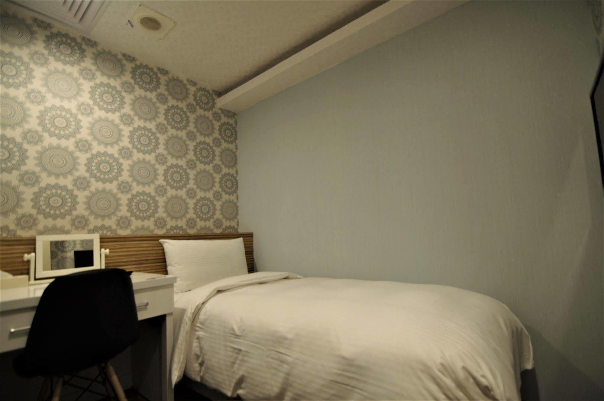 泊居旅店 Oursinn Hotel Ταϊπέι Εξωτερικό φωτογραφία