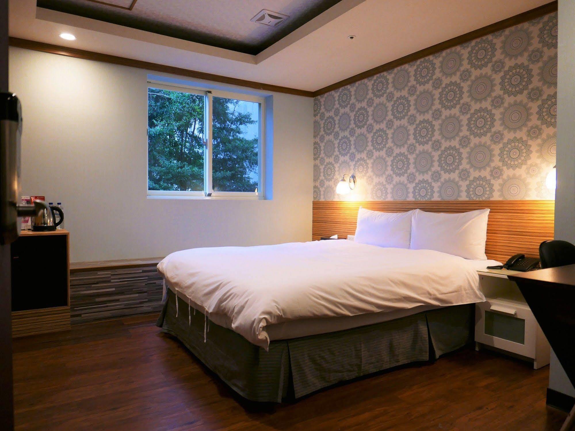 泊居旅店 Oursinn Hotel Ταϊπέι Εξωτερικό φωτογραφία